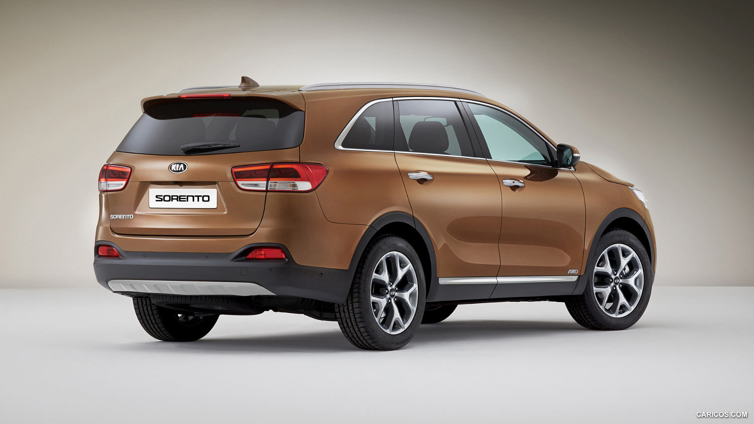 Comparison - Hyundai Tucson GLS 2015 - vs - Kia Sorento Limited SUV ...